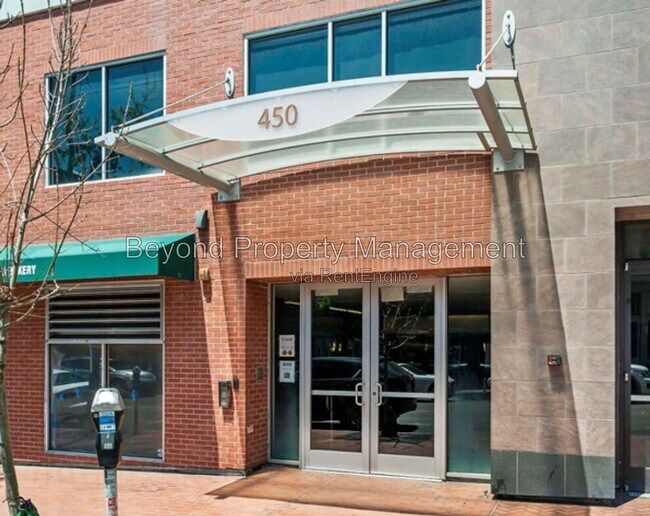Building Photo - 450 J St