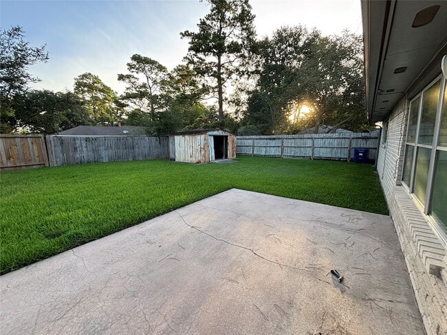 Building Photo - 12614 Campos Dr