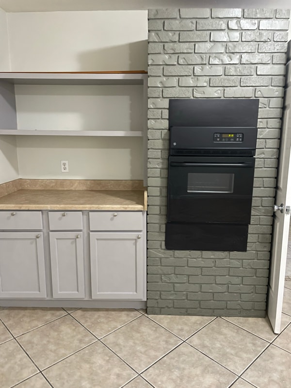 Building Photo - 6254 Kuebel Dr