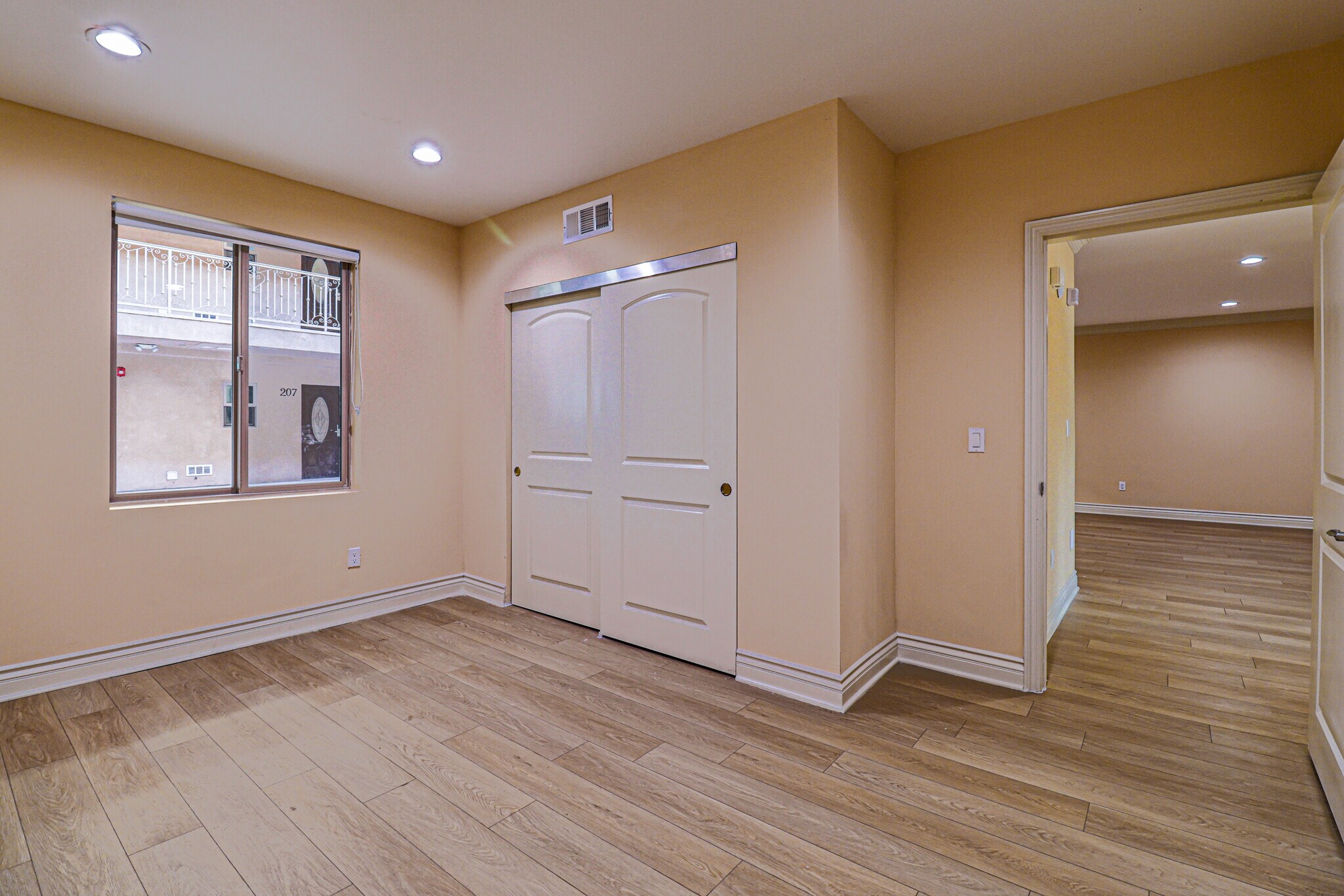 Building Photo - 3674 W Imperial Hwy