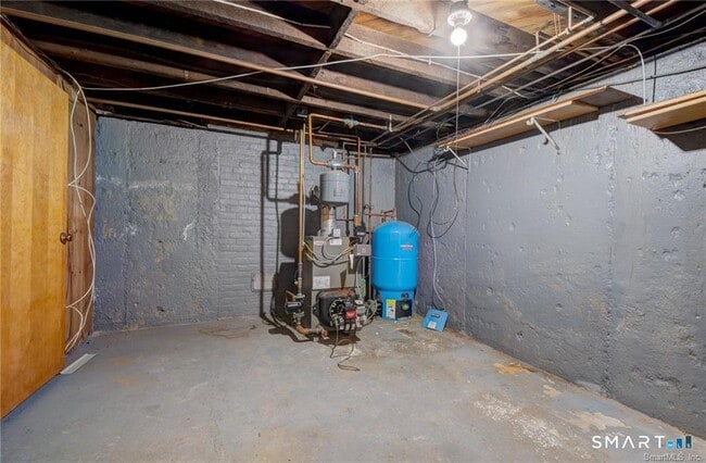 Building Photo - 79 Birdseye Rd