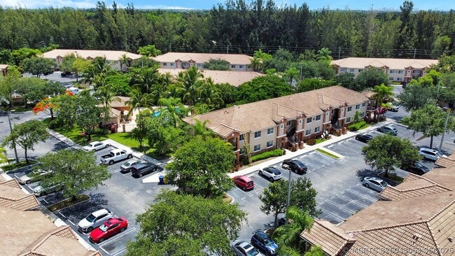 Building Photo - 3790 N Jog Rd