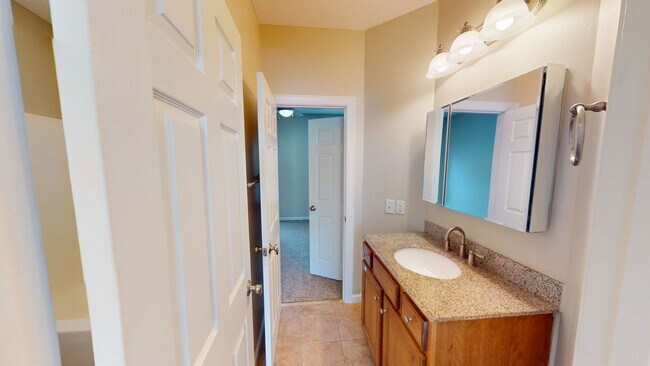 Building Photo - Beautiful 4 Bedroom with finished basement...