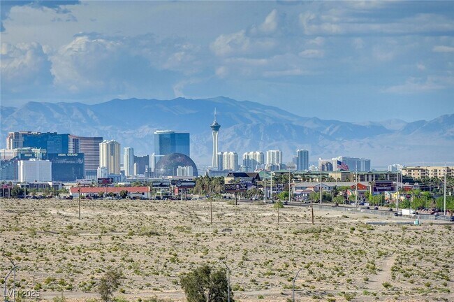 Building Photo - 8255 S Las Vegas Blvd