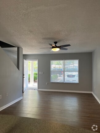 Building Photo - 4220 SW 22nd Ln