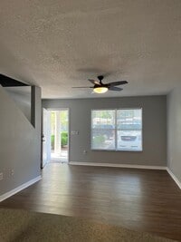 Building Photo - 4220 SW 22nd Ln