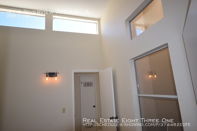 Building Photo - 414 Riverview Ave