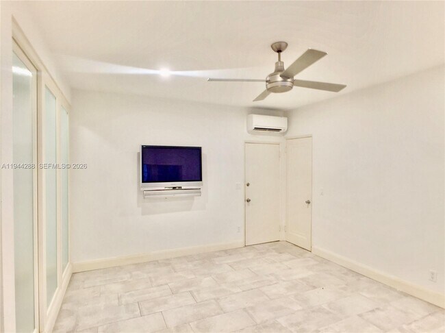 Building Photo - 260 Euclid Ave