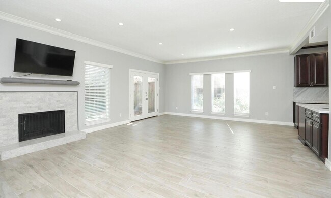 Building Photo - For Lease | 2 Bed, 2 Bath | 1,630 Sq Ft | ...