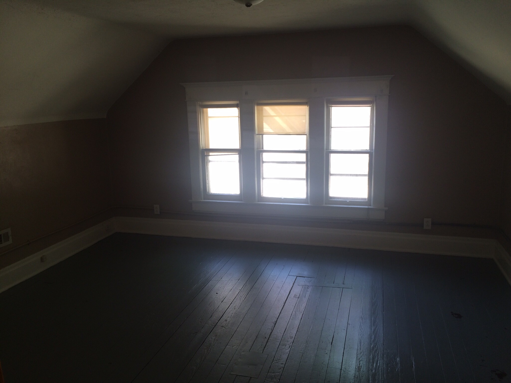 Building Photo - 316 Cobun Ave