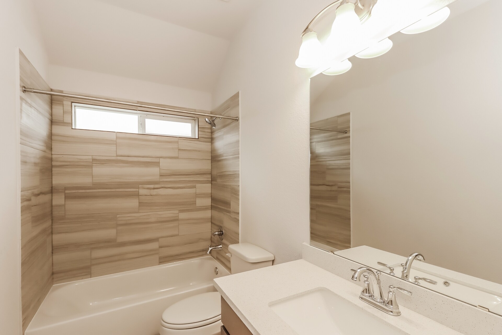 Building Photo - 7923 Cypress Country Dr