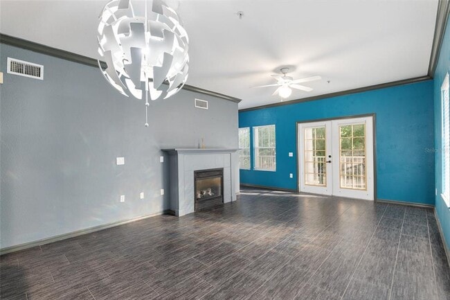 Building Photo - 9127 SW 52nd Ave