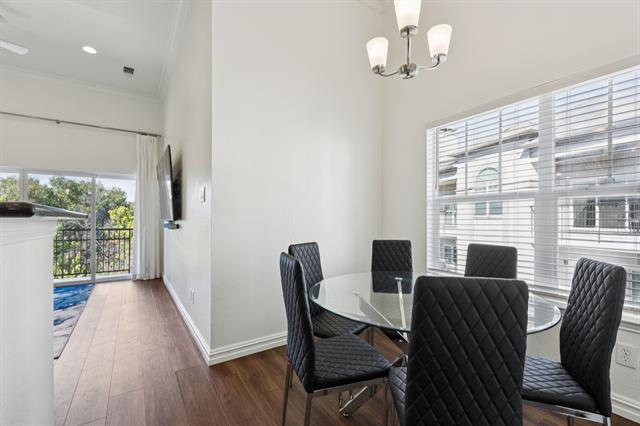 Building Photo - 2201 Wolf St