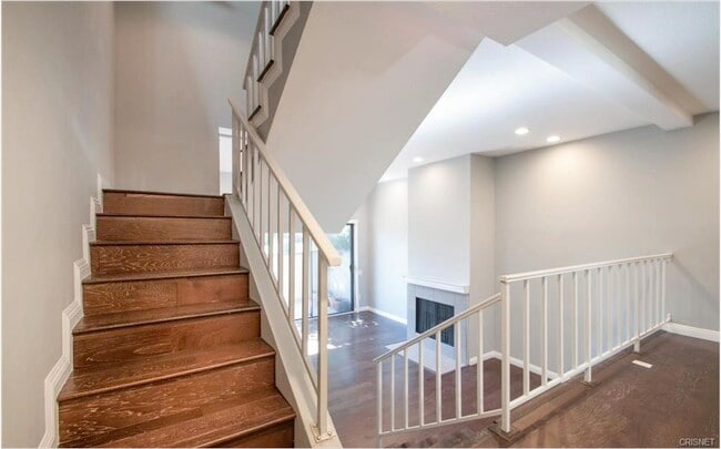 Building Photo - 17824 Killion St