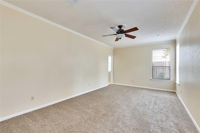 Building Photo - 1709 Pheasant Roost
