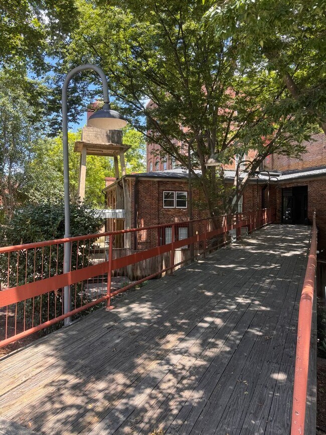 Building Photo - 1 Bedroom Unit in Historic Wafco Mills