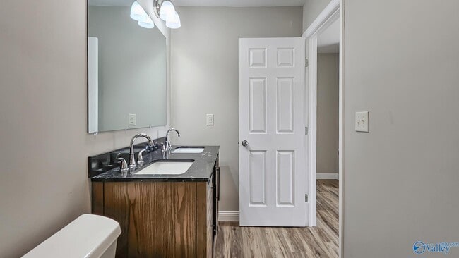 Building Photo - 9257 Stanford Rd