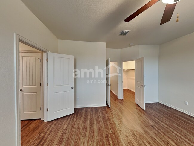 Building Photo - 324 Aspen Waters