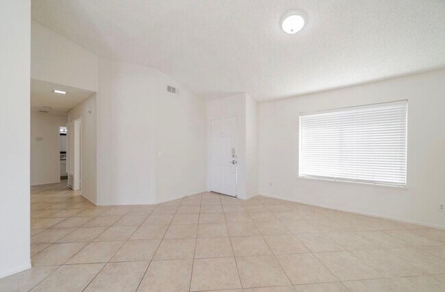Building Photo - 3509 Avenue J-2