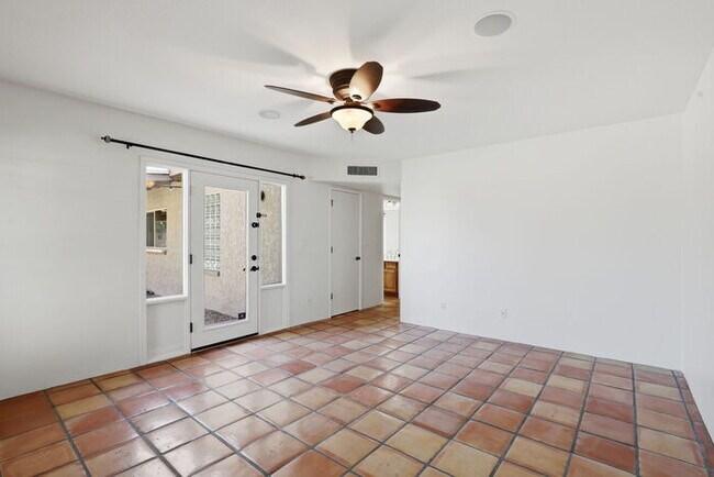 Building Photo - Beautiful Home in McCormick Ranch