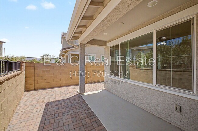 Building Photo - 2771 S Chippewa Dr
