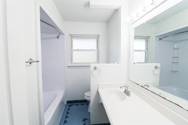 Building Photo - 4513 Nina Lee Ln