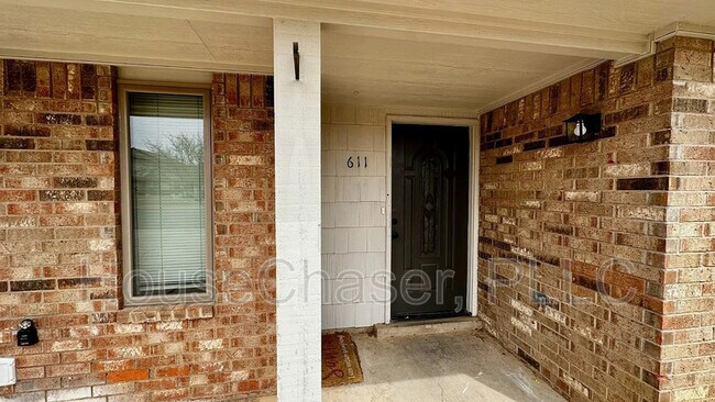 Building Photo - 611 Ironton Ave