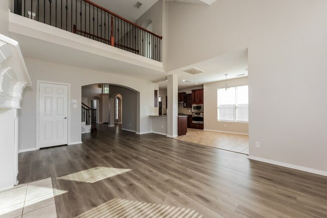 Building Photo - 12701 Campolina Way