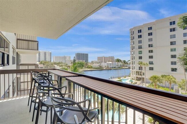 Building Photo - 2900 NE 14th Street Causeway