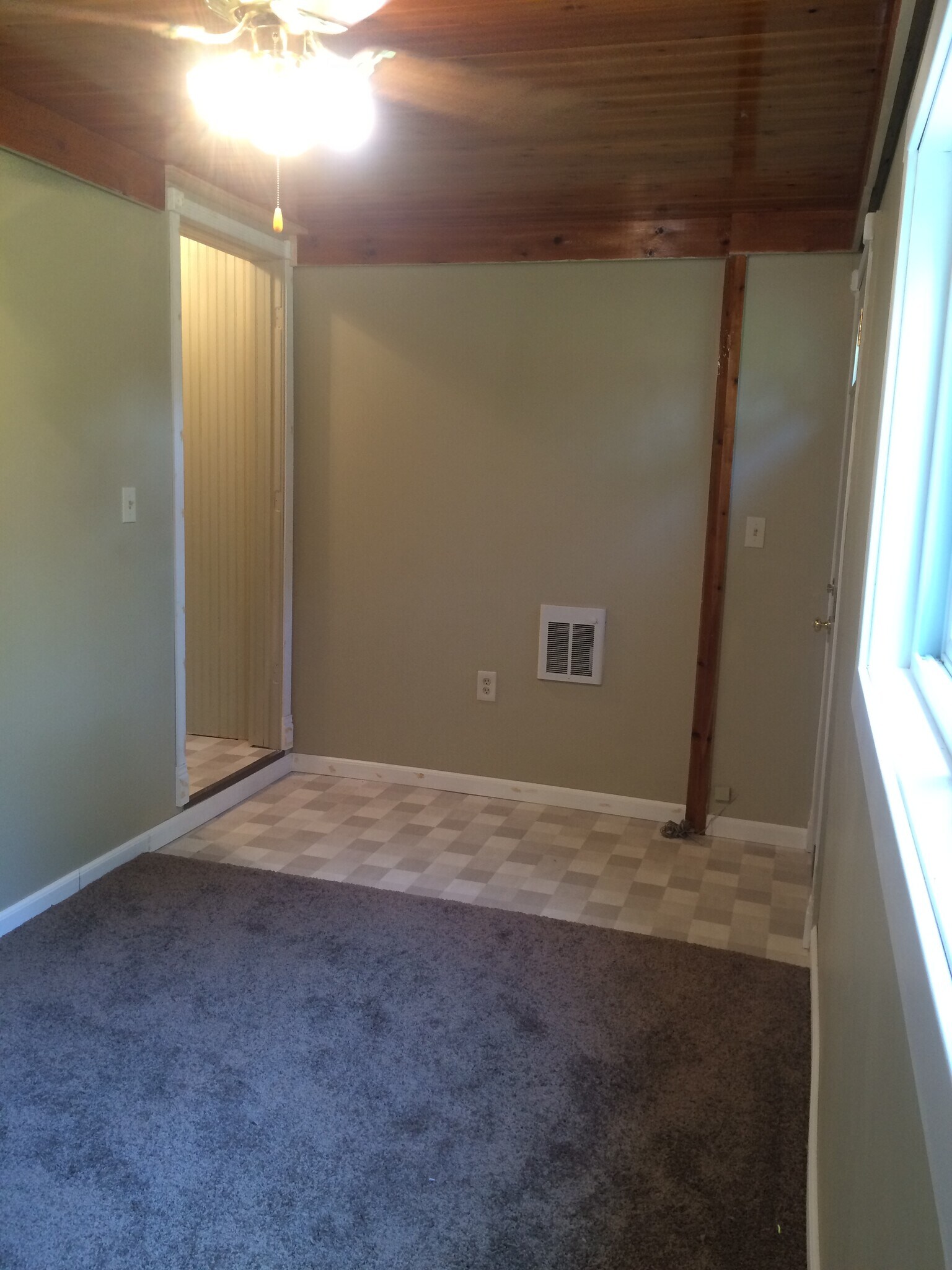 Bonus room- office back of house looking into nature - 1612 E 88th St