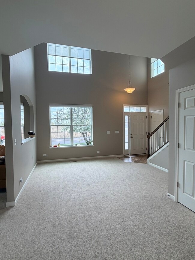 Building Photo - 10097 Cummings St