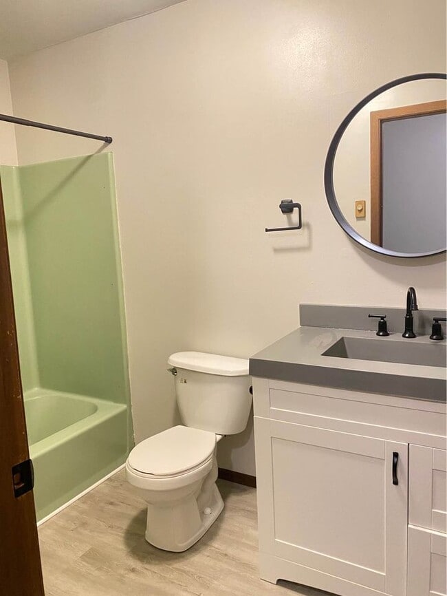 Building Photo - 4903 Aspen St