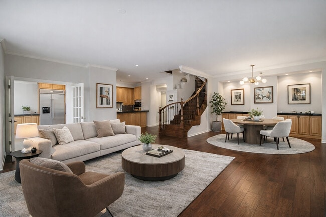 Building Photo - 1335 S Prairie Ave