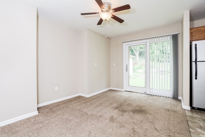 Building Photo - 12085 Spalding Dr