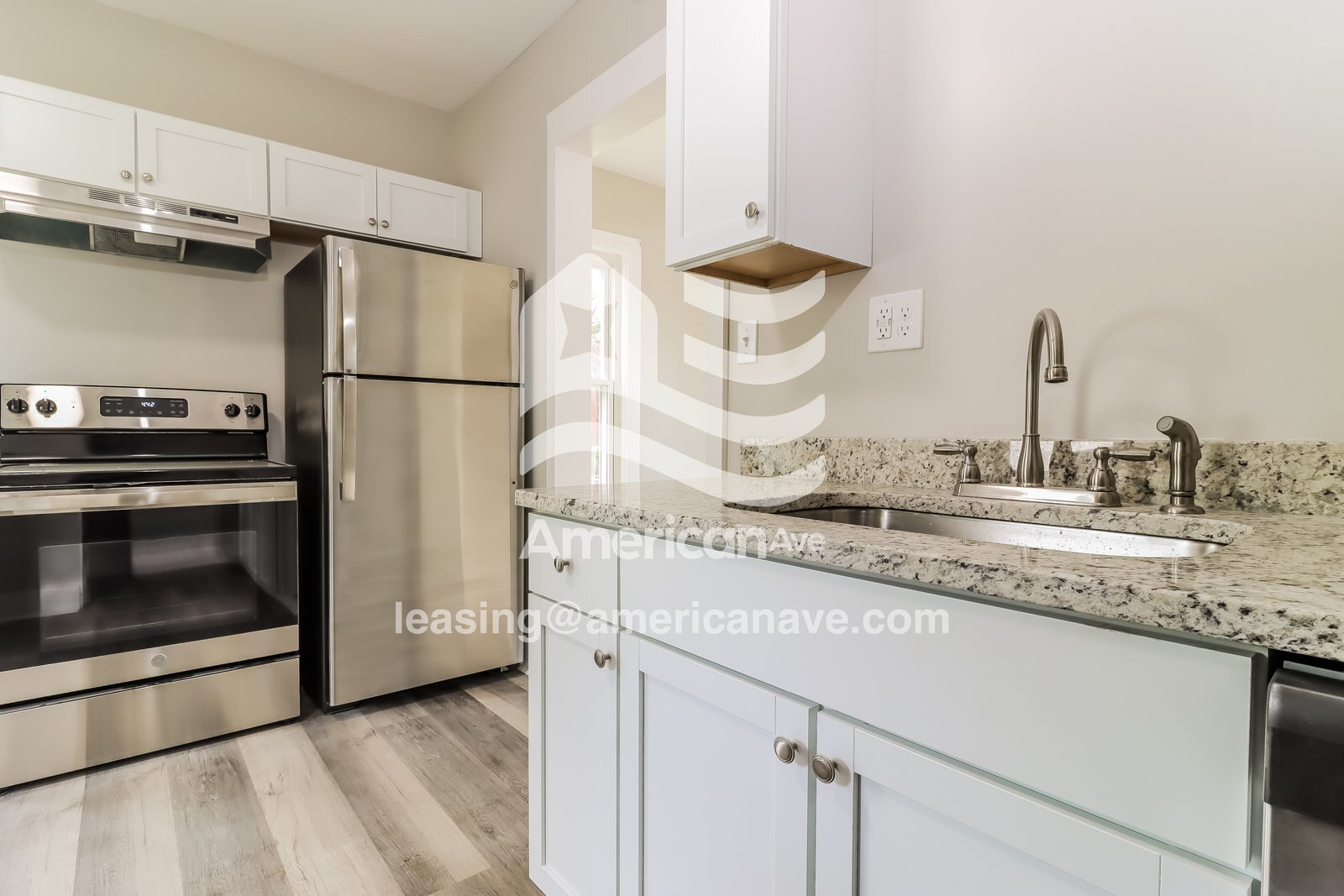 Building Photo - 337 George St