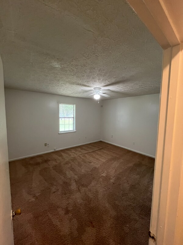 Building Photo - 108A Jay Ln