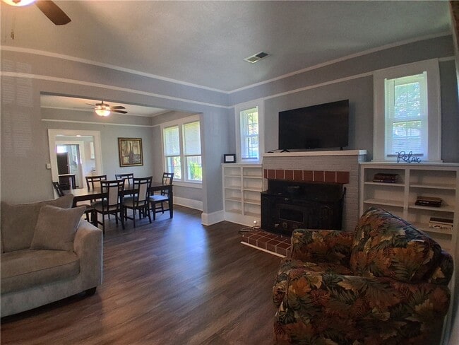 Building Photo - 506 Pinckney St