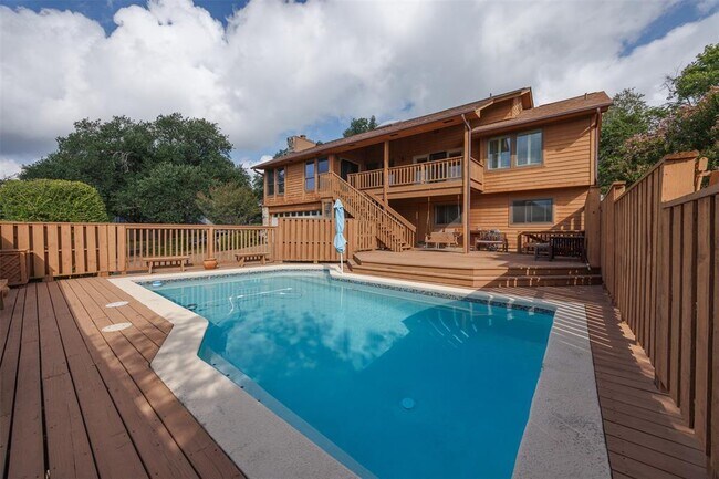 Building Photo - 6007 Ivy Hills Dr