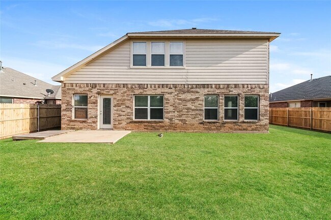 Building Photo - 8905 NW 106th St