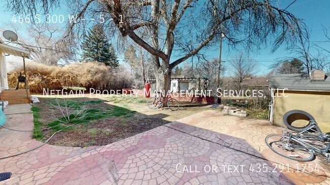 Building Photo - 466 S 300 W