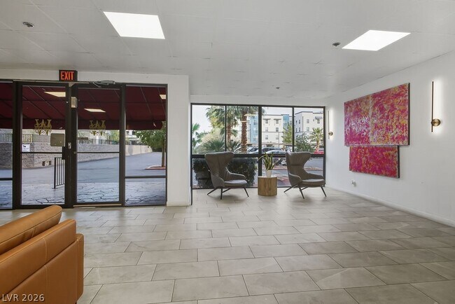 Building Photo - 3930 University Center Dr