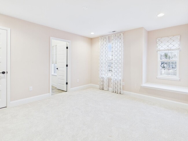 Building Photo - 4725 Tuscany Pl