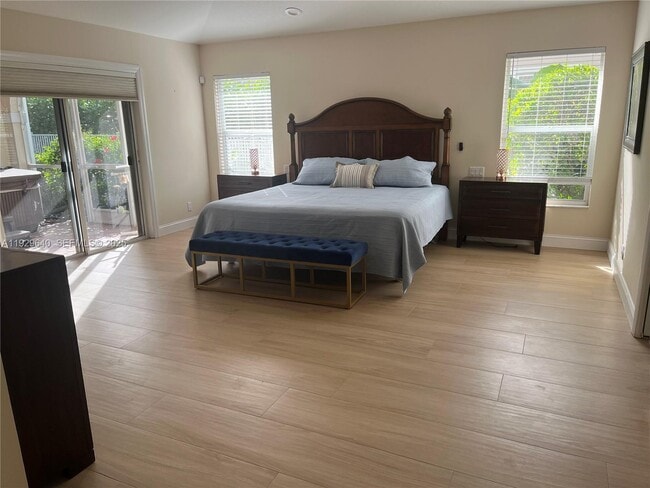 Building Photo - 123 Victorian Ln