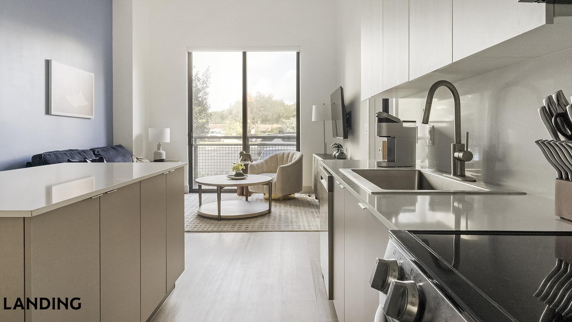 Building Photo - 1155 NE 126th St