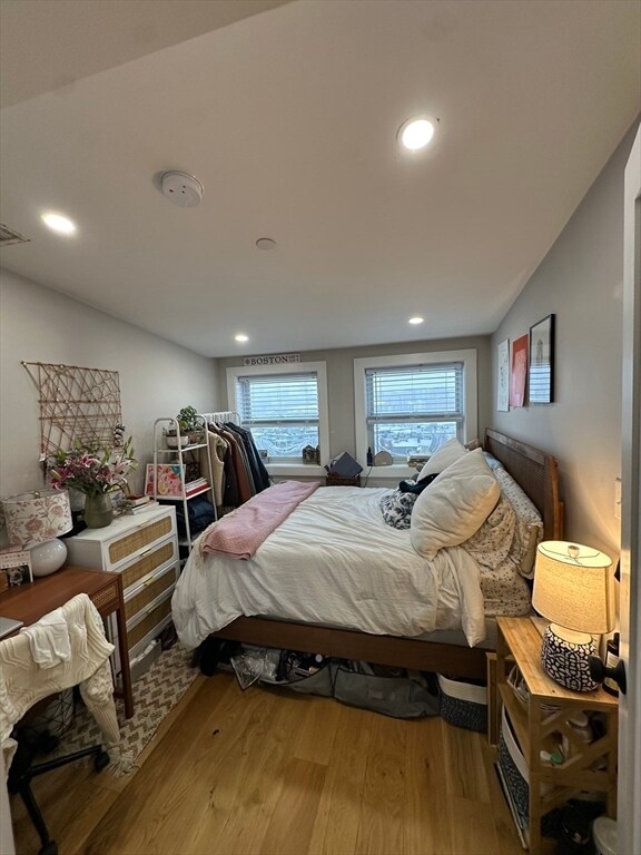 Building Photo - 536 E Broadway