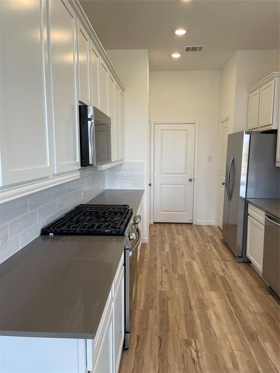 Building Photo - 5531 Holly Hvn Ct