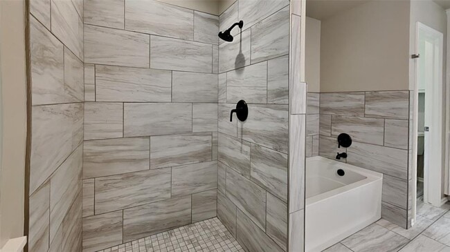 Building Photo - 1409 NW 182nd St