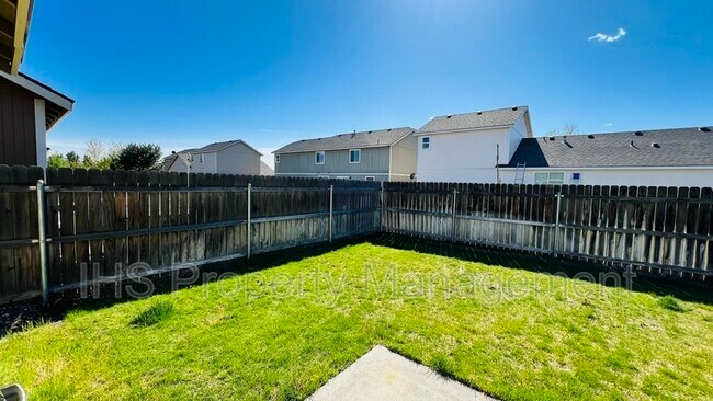 Building Photo - 5718 Westport Ln