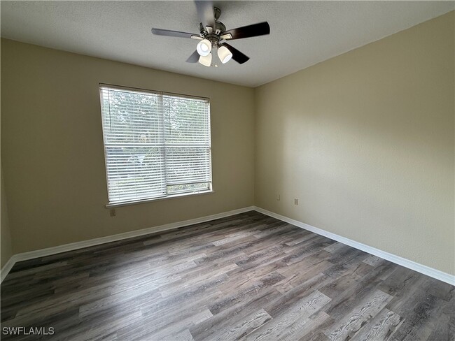 Building Photo - 11530 Villa Grand
