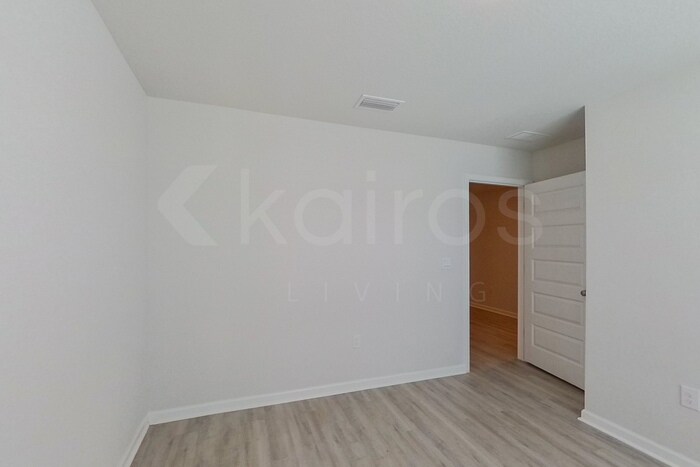 Building Photo - 4682 Malay Cir